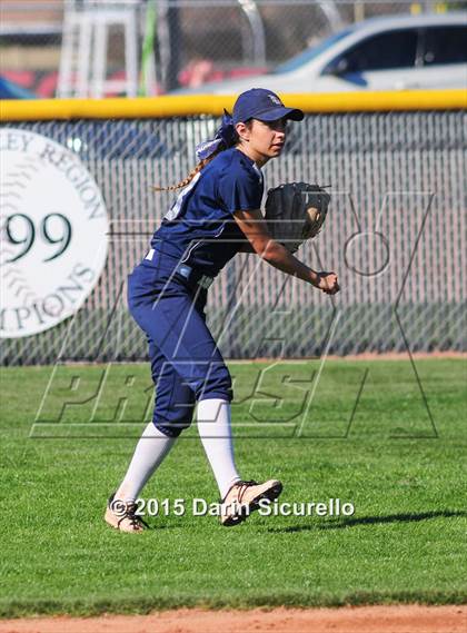 Thumbnail 3 in Ironwood Ridge vs. Tucson High Magnet School photogallery.