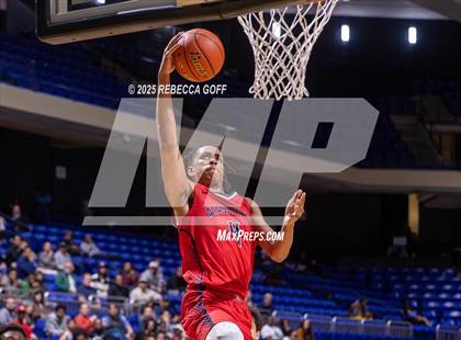 Thumbnail 3 in Atascocita vs. Seven Lakes (UIL 6A DI Regional Semis Playoff) photogallery.