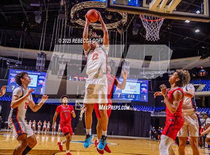 Thumbnail 3 in Atascocita vs. Seven Lakes (UIL 6A DI Regional Semis Playoff) photogallery.