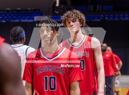 Thumbnail 2 in Atascocita vs. Seven Lakes (UIL 6A DI Regional Semis Playoff) photogallery.