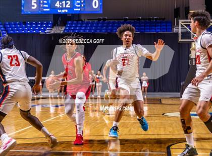 Thumbnail 1 in Atascocita vs. Seven Lakes (UIL 6A DI Regional Semis Playoff) photogallery.