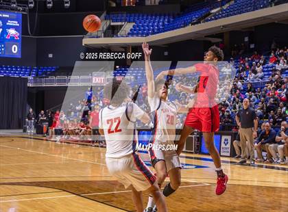 Thumbnail 3 in Atascocita vs. Seven Lakes (UIL 6A DI Regional Semis Playoff) photogallery.