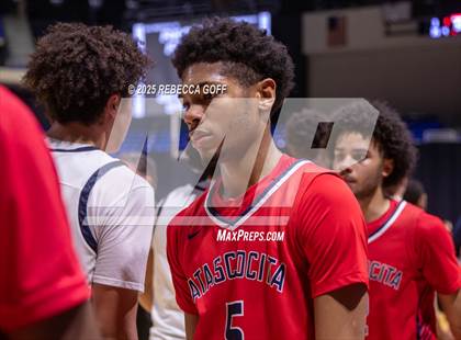 Thumbnail 3 in Atascocita vs. Seven Lakes (UIL 6A DI Regional Semis Playoff) photogallery.