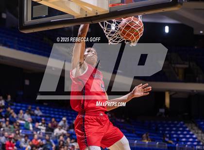 Thumbnail 1 in Atascocita vs. Seven Lakes (UIL 6A DI Regional Semis Playoff) photogallery.