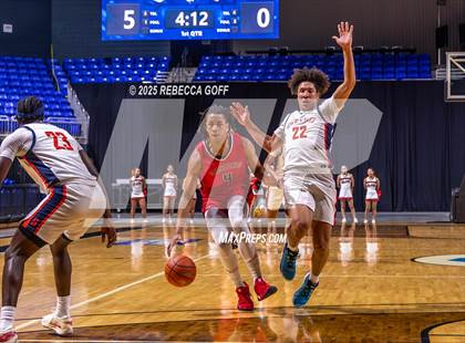 Thumbnail 3 in Atascocita vs. Seven Lakes (UIL 6A DI Regional Semis Playoff) photogallery.