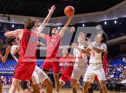 Thumbnail 2 in Atascocita vs. Seven Lakes (UIL 6A DI Regional Semis Playoff) photogallery.
