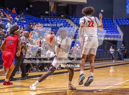 Thumbnail 1 in Atascocita vs. Seven Lakes (UIL 6A DI Regional Semis Playoff) photogallery.