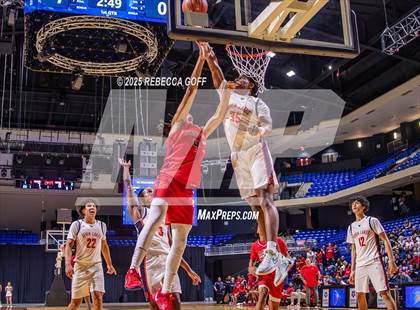 Thumbnail 2 in Atascocita vs. Seven Lakes (UIL 6A DI Regional Semis Playoff) photogallery.