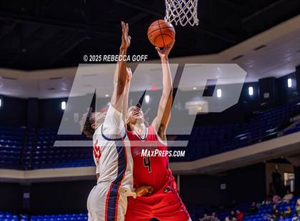 Thumbnail 2 in Atascocita vs. Seven Lakes (UIL 6A DI Regional Semis Playoff) photogallery.