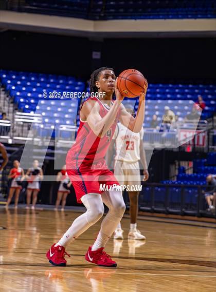 Thumbnail 3 in Atascocita vs. Seven Lakes (UIL 6A DI Regional Semis Playoff) photogallery.