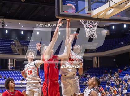 Thumbnail 1 in Atascocita vs. Seven Lakes (UIL 6A DI Regional Semis Playoff) photogallery.