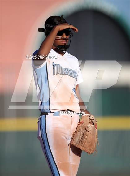 Thumbnail 3 in Mica Mountain vs Salpointe Catholic (AIA Softball 4A Semifinal) photogallery.