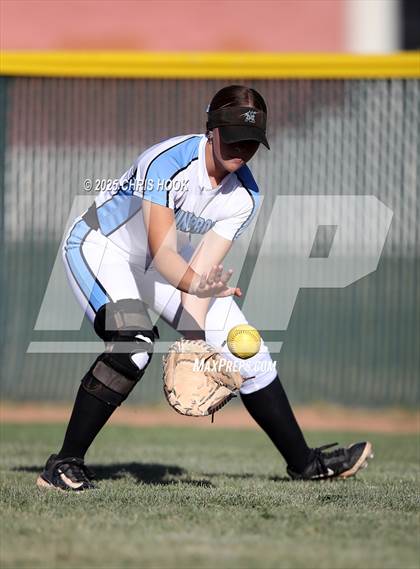 Thumbnail 3 in Mica Mountain vs Salpointe Catholic (AIA Softball 4A Semifinal) photogallery.