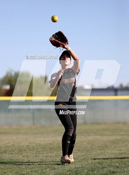 Thumbnail 1 in Mica Mountain vs Salpointe Catholic (AIA Softball 4A Semifinal) photogallery.