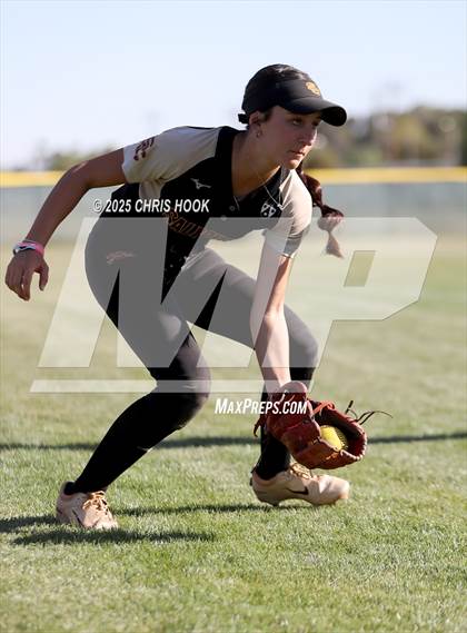 Thumbnail 2 in Mica Mountain vs Salpointe Catholic (AIA Softball 4A Semifinal) photogallery.