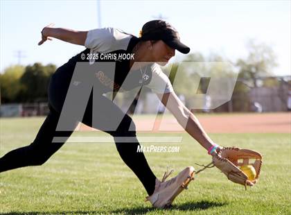 Thumbnail 2 in Mica Mountain vs Salpointe Catholic (AIA Softball 4A Semifinal) photogallery.