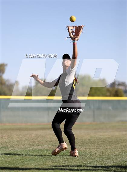 Thumbnail 3 in Mica Mountain vs Salpointe Catholic (AIA Softball 4A Semifinal) photogallery.