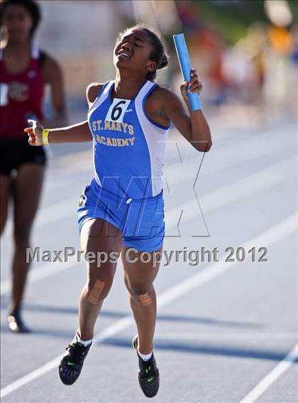 Thumbnail 3 in CIF State Track & Field Championships (Girls Track Events - Finals) photogallery.