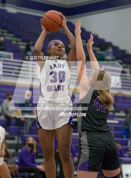 Thumbnail 2 in Brownsburg @ Ben Davis photogallery.