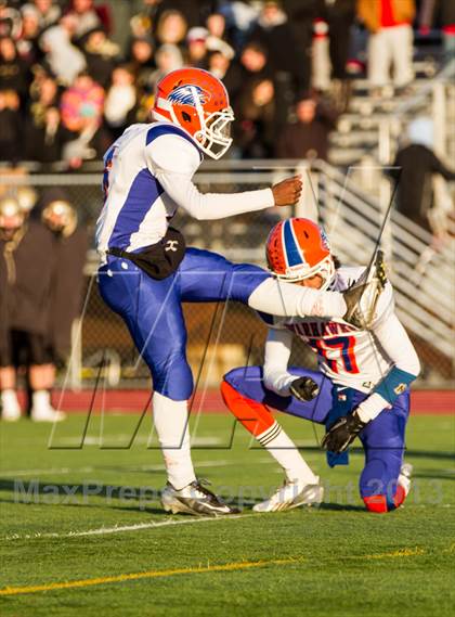 Thumbnail 1 in Woodland vs. Bloomfield (CIAC Class S Semifinal) photogallery.