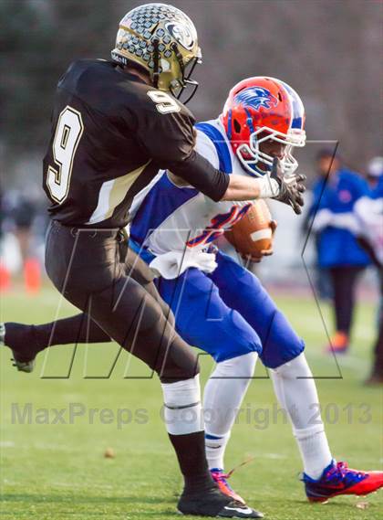 Thumbnail 3 in Woodland vs. Bloomfield (CIAC Class S Semifinal) photogallery.