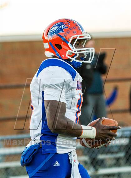 Thumbnail 2 in Woodland vs. Bloomfield (CIAC Class S Semifinal) photogallery.