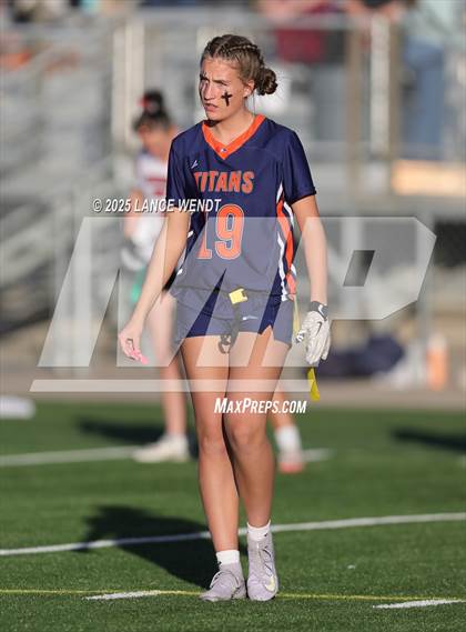 Thumbnail 3 in Chaparral vs. Legend (CHSAA 5A Semi-Final) photogallery.