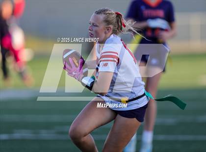 Thumbnail 1 in Chaparral vs. Legend (CHSAA 5A Semi-Final) photogallery.