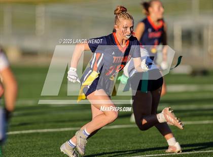 Thumbnail 2 in Chaparral vs. Legend (CHSAA 5A Semi-Final) photogallery.