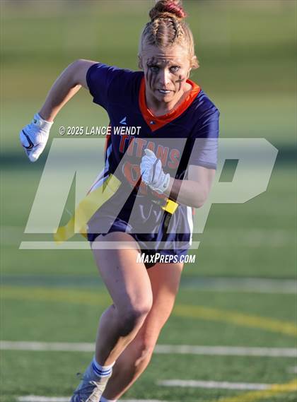 Thumbnail 1 in Chaparral vs. Legend (CHSAA 5A Semi-Final) photogallery.