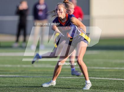 Thumbnail 1 in Chaparral vs. Legend (CHSAA 5A Semi-Final) photogallery.