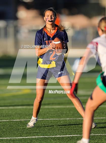 Thumbnail 3 in Chaparral vs. Legend (CHSAA 5A Semi-Final) photogallery.