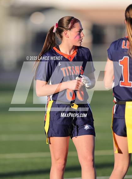 Thumbnail 3 in Chaparral vs. Legend (CHSAA 5A Semi-Final) photogallery.