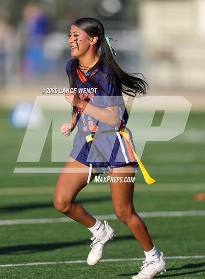 Thumbnail 2 in Chaparral vs. Legend (CHSAA 5A Semi-Final) photogallery.