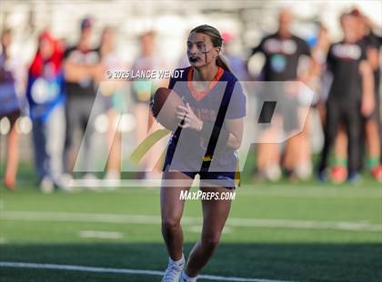 Thumbnail 2 in Chaparral vs. Legend (CHSAA 5A Semi-Final) photogallery.