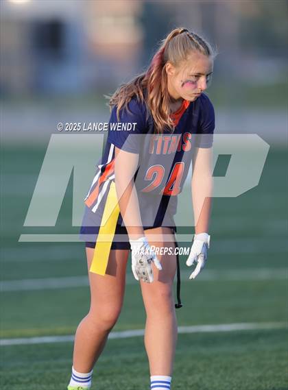 Thumbnail 3 in Chaparral vs. Legend (CHSAA 5A Semi-Final) photogallery.