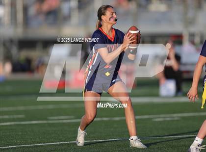 Thumbnail 3 in Chaparral vs. Legend (CHSAA 5A Semi-Final) photogallery.