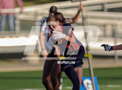 Thumbnail 3 in Chaparral vs. Legend (CHSAA 5A Semi-Final) photogallery.