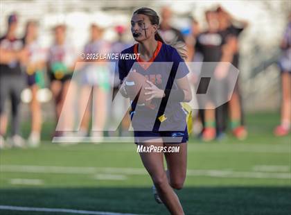 Thumbnail 3 in Chaparral vs. Legend (CHSAA 5A Semi-Final) photogallery.