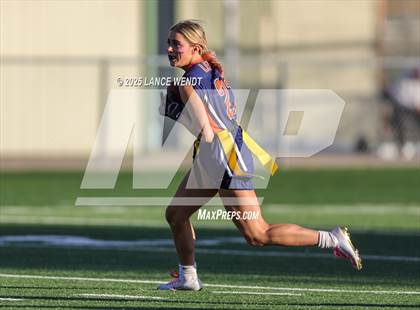 Thumbnail 3 in Chaparral vs. Legend (CHSAA 5A Semi-Final) photogallery.