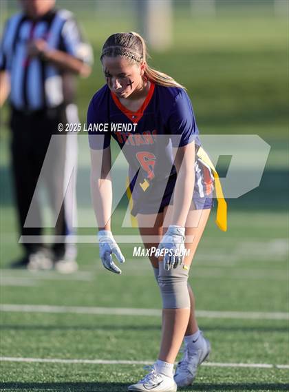 Thumbnail 2 in Chaparral vs. Legend (CHSAA 5A Semi-Final) photogallery.