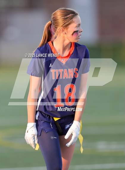 Thumbnail 1 in Chaparral vs. Legend (CHSAA 5A Semi-Final) photogallery.