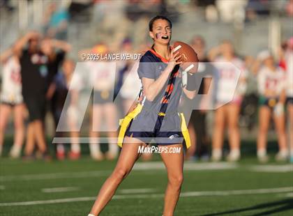 Thumbnail 3 in Chaparral vs. Legend (CHSAA 5A Semi-Final) photogallery.