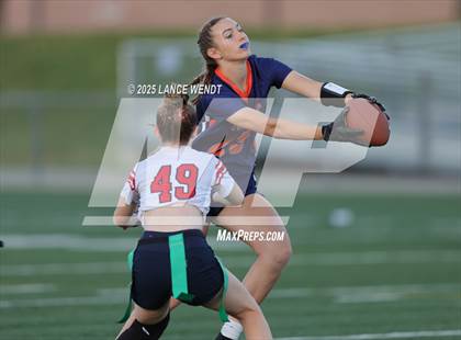 Thumbnail 2 in Chaparral vs. Legend (CHSAA 5A Semi-Final) photogallery.