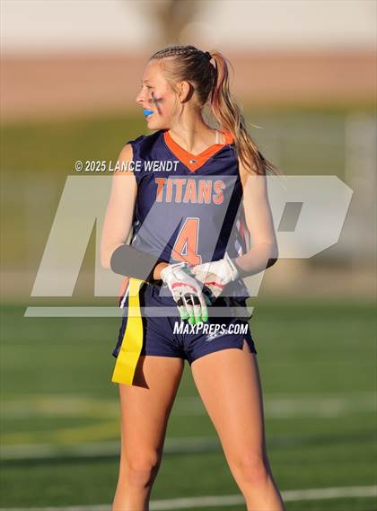Thumbnail 1 in Chaparral vs. Legend (CHSAA 5A Semi-Final) photogallery.