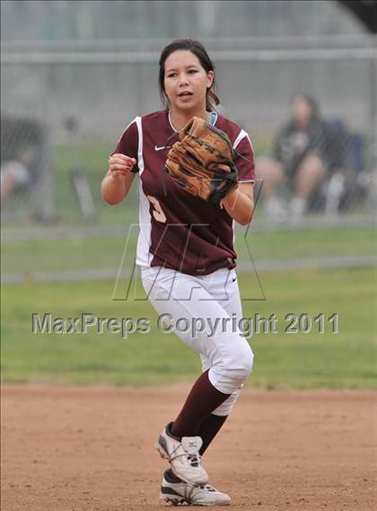 Thumbnail 3 in Palos Verdes vs. Valley Christian (Downey Tournament) photogallery.