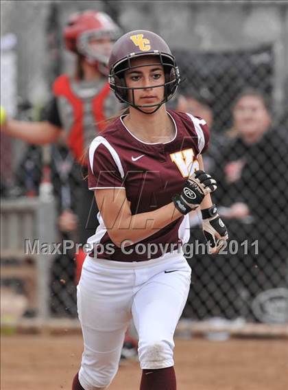 Thumbnail 1 in Palos Verdes vs. Valley Christian (Downey Tournament) photogallery.