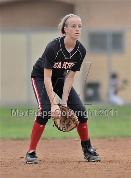 Thumbnail 1 in Palos Verdes vs. Valley Christian (Downey Tournament) photogallery.