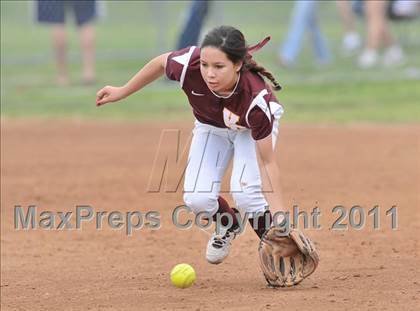 Thumbnail 1 in Palos Verdes vs. Valley Christian (Downey Tournament) photogallery.