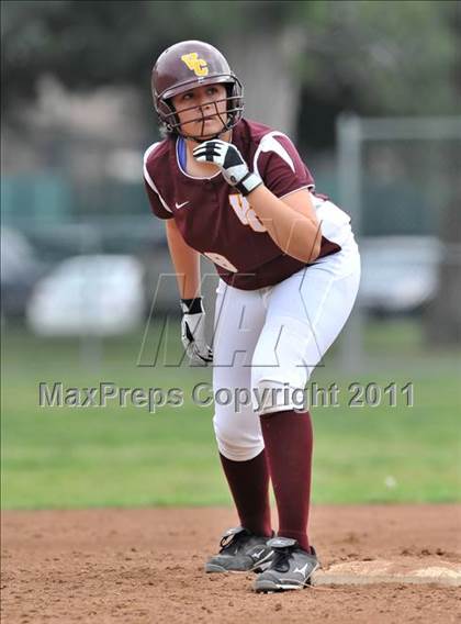 Thumbnail 3 in Palos Verdes vs. Valley Christian (Downey Tournament) photogallery.